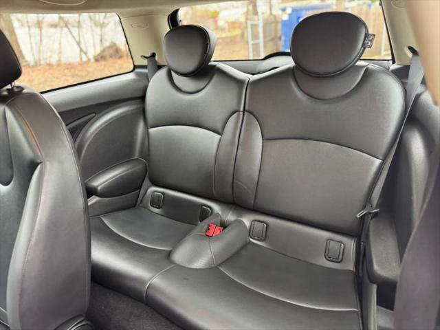 2013 MINI Hardtop Cooper
