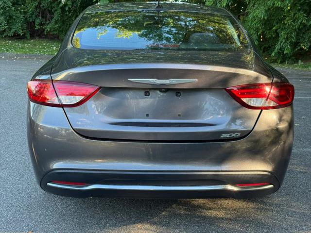 2015 Chrysler 200 Limited