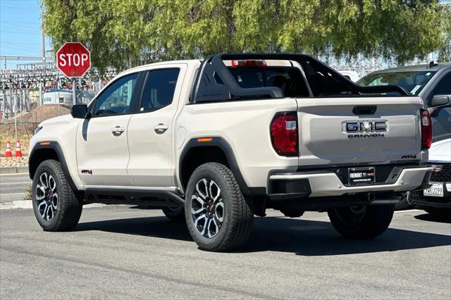 2026 GMC Canyon AT4, 4WD