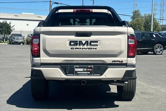 2026 GMC Canyon AT4, 4WD