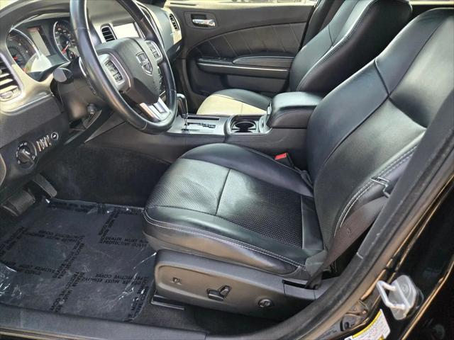 2014 Dodge Charger R/T Plus
