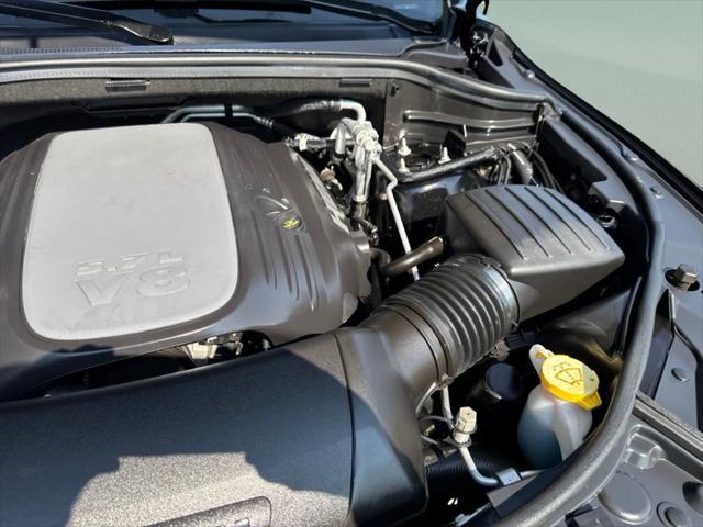 2023 Dodge Durango Hemi Orange RWD