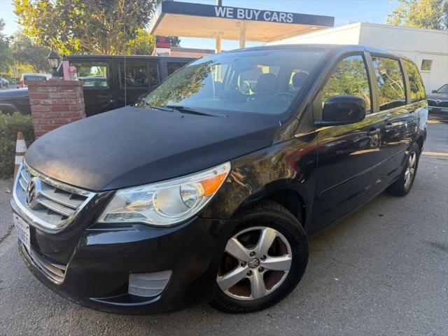 2010 Volkswagen Routan SE for sale in Alamo, CA