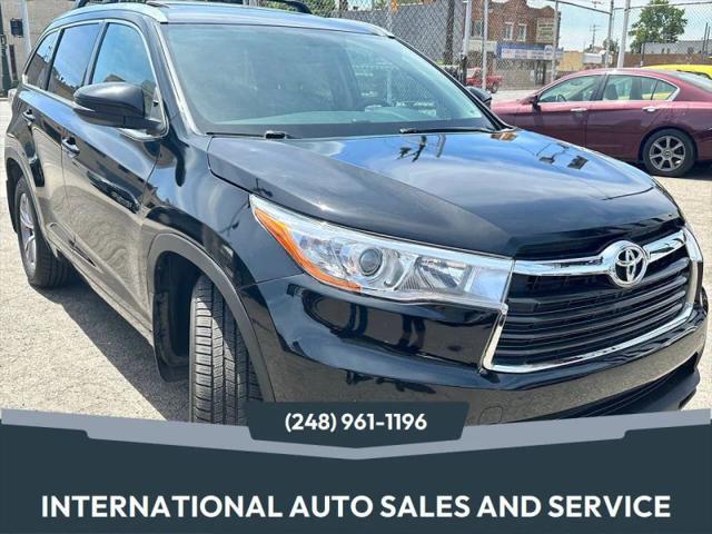 2015 Toyota Highlander XLE V6 for sale in Detroit, MI
