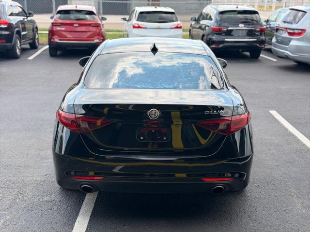 2017 Alfa Romeo Giulia Ti RWD