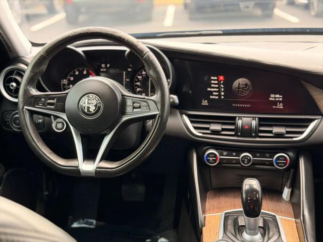 2017 Alfa Romeo Giulia Ti RWD