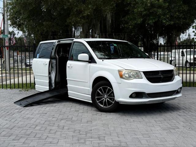 2017 Dodge Grand Caravan SXT for sale in Orlando, FL