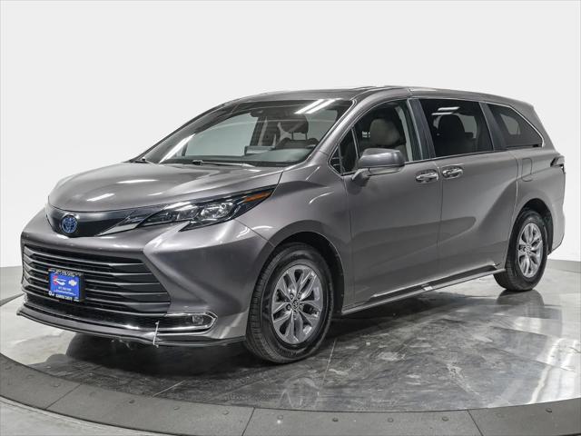 2024 Toyota Sienna XLE for sale in Forest Hills, NY