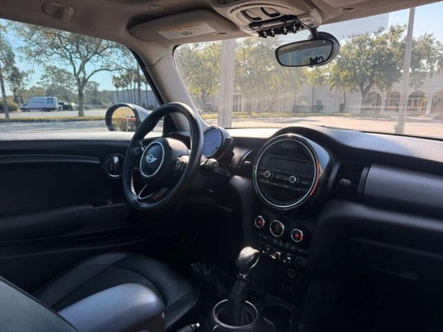 2015 MINI Hardtop Cooper
