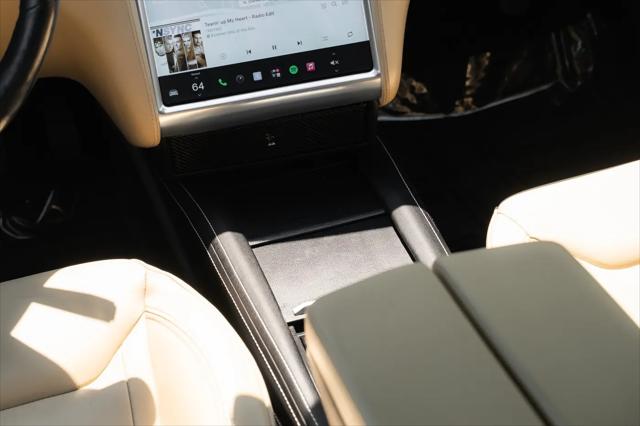2015 Tesla Model S 85D