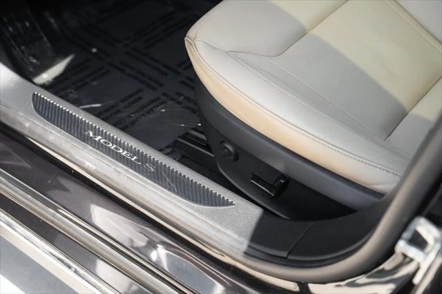 2015 Tesla Model S 85D