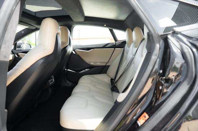 2015 Tesla Model S 85D