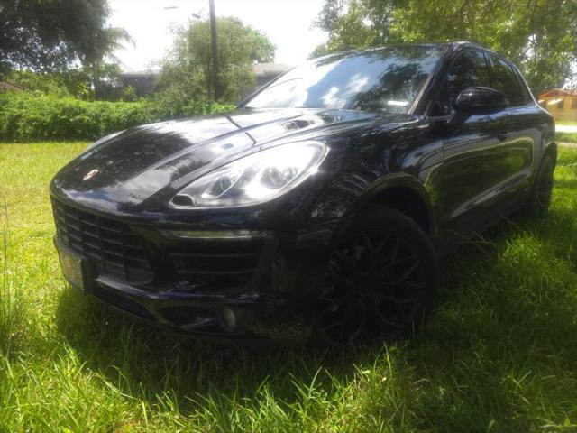 2018 Porsche Macan Base for sale in Miami, FL