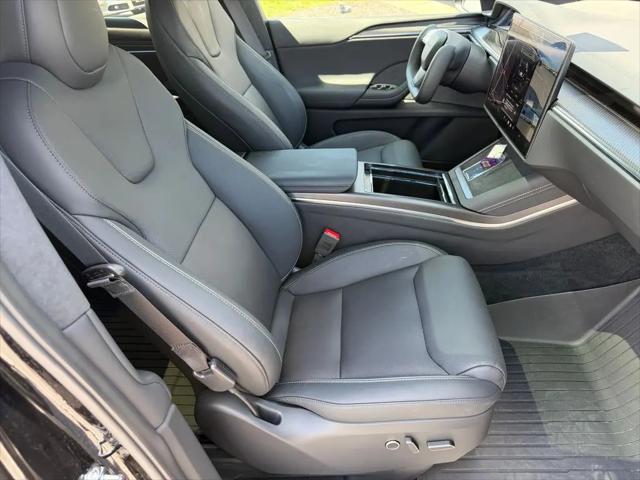 2026 Tesla Model X Plaid