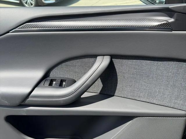 2026 Tesla Model X Plaid
