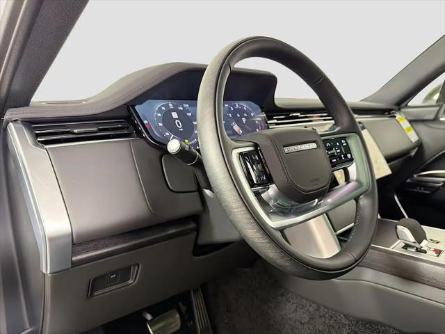 2026 Land Rover Range Rover P530 SE