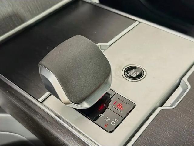 2026 Land Rover Range Rover P530 SE