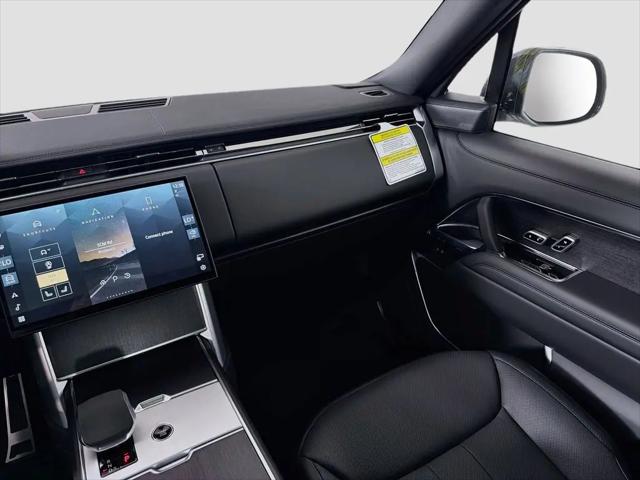 2026 Land Rover Range Rover P530 SE