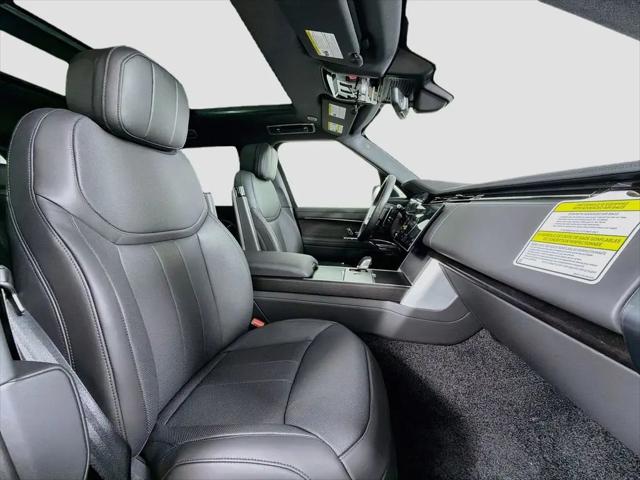 2026 Land Rover Range Rover P530 SE