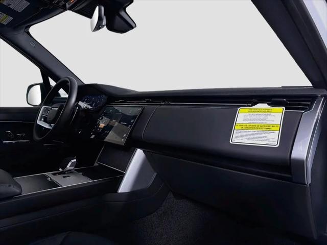 2026 Land Rover Range Rover P530 SE