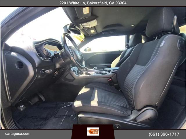 2016 Dodge Challenger SXT