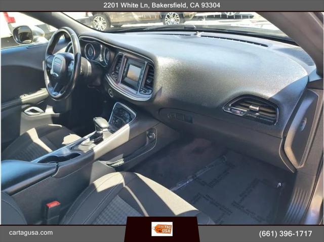 2016 Dodge Challenger SXT
