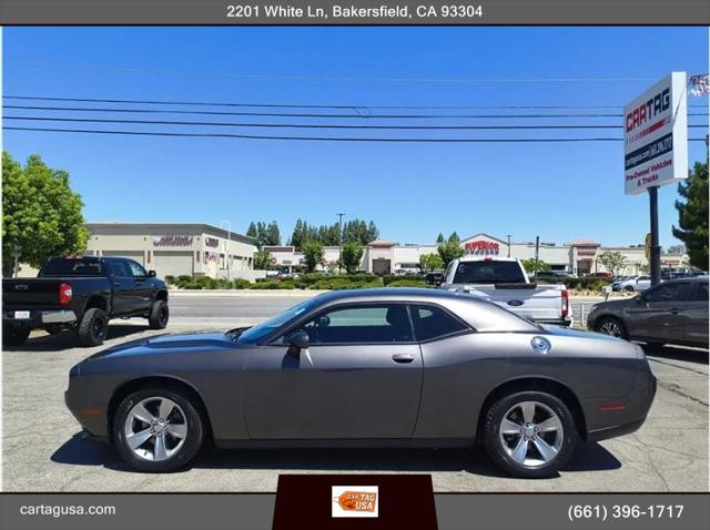 2016 Dodge Challenger SXT