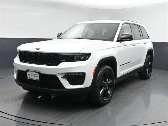 2023 Jeep Grand Cherokee Limited 4x4 for sale in Freeport, NY