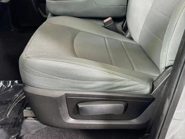 2017 Ram 1500 Express Quad Cab 4x4 64 Box