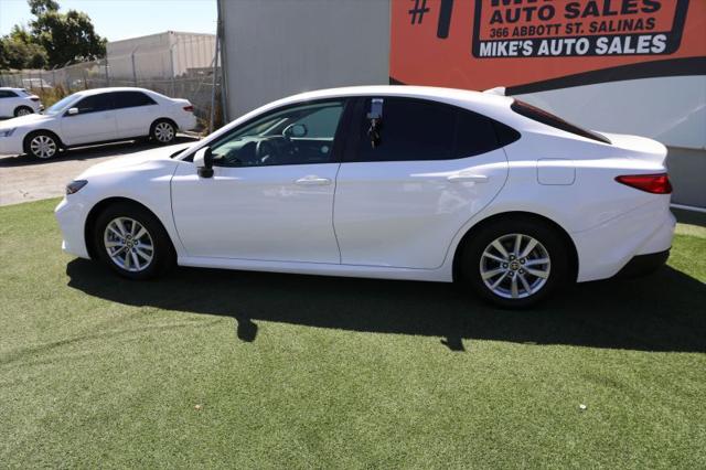 2025 Toyota Camry LE