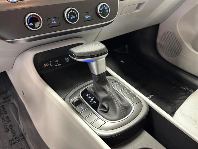 2027 Hyundai Kona SE