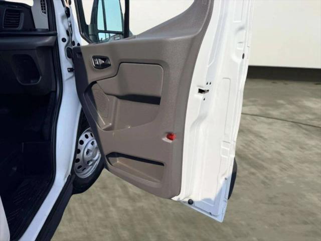 2024 Ford Transit Cargo Van w/RWB