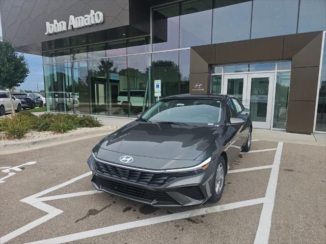 2026 Hyundai Elantra SE for sale in Milwaukee, WI