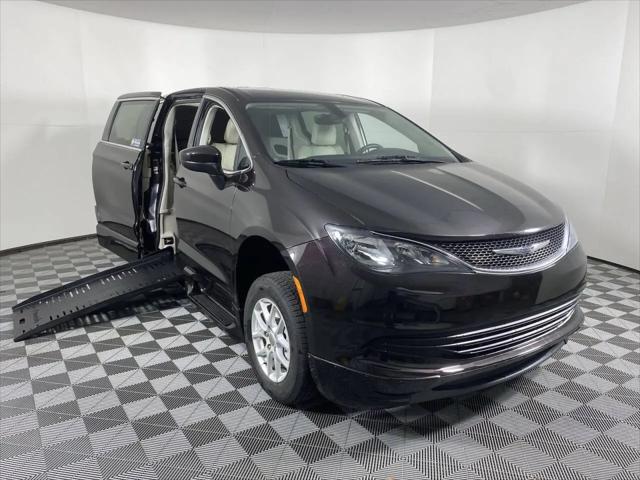 2017 Chrysler Pacifica Touring for sale in Phoenix, AZ