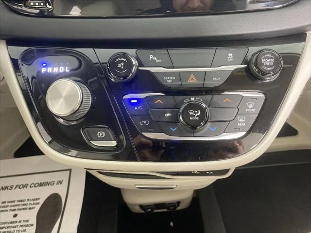 2017 Chrysler Pacifica Touring