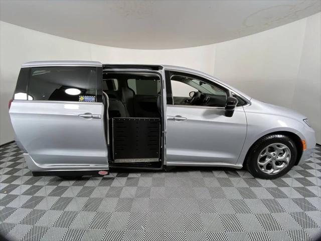 2024 Chrysler Pacifica Limited