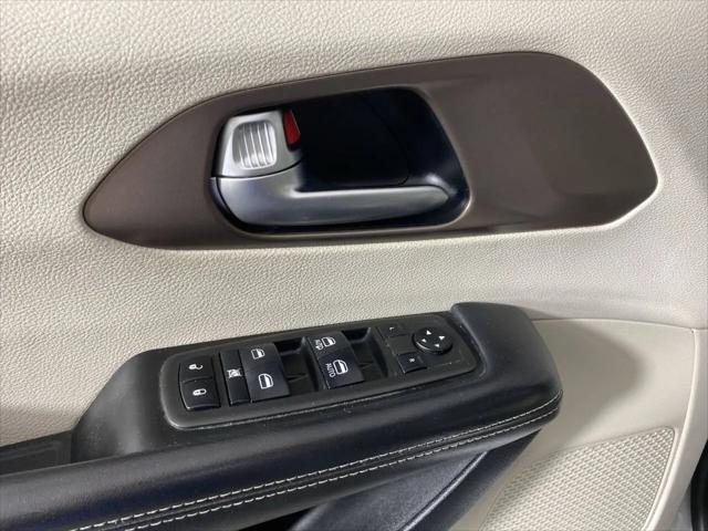 2021 Chrysler Voyager LXI