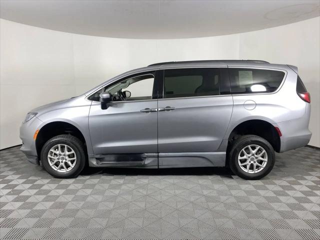 2021 Chrysler Voyager LXI