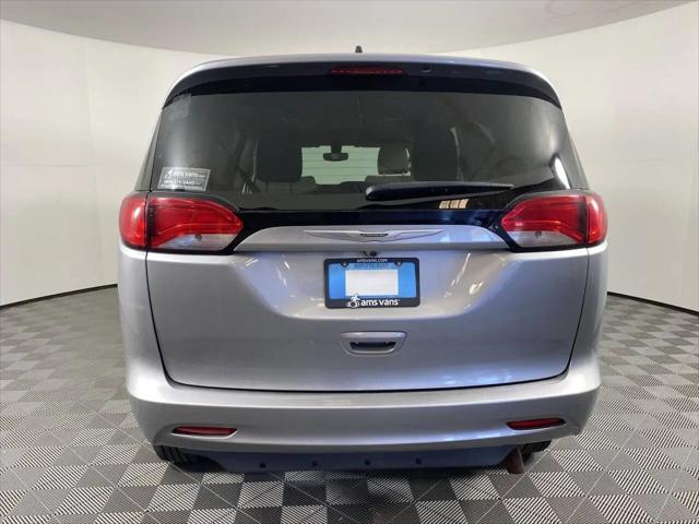 2021 Chrysler Voyager LXI