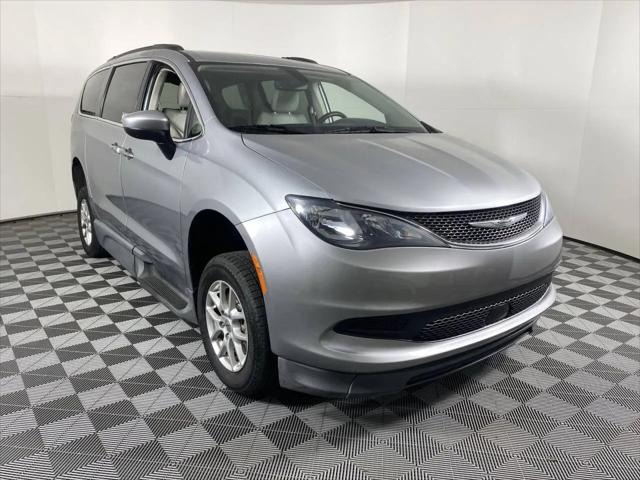 2021 Chrysler Voyager LXI