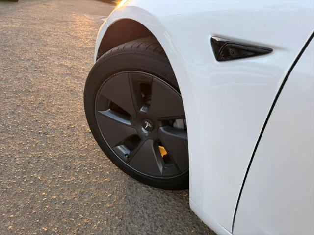 2021 Tesla Model 3 Standard Range Plus Rear-Wheel Drive
