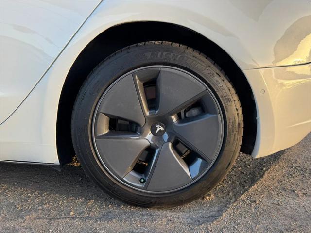 2021 Tesla Model 3 Standard Range Plus Rear-Wheel Drive