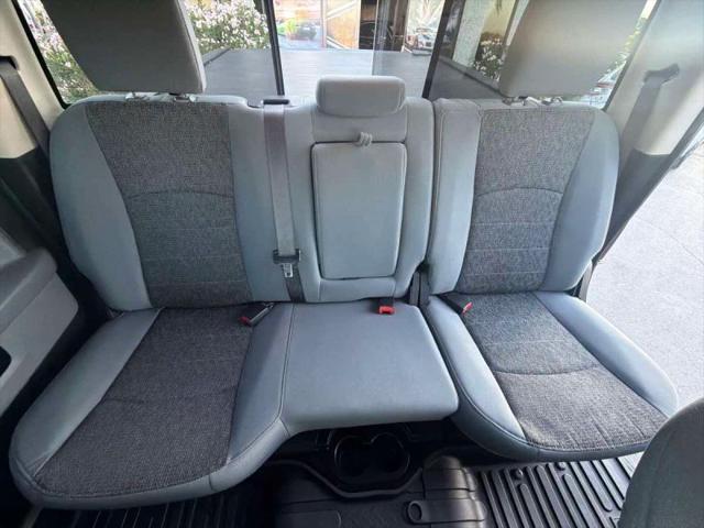 2018 Ram 1500 Big Horn Crew Cab 4x4 5'7" Box