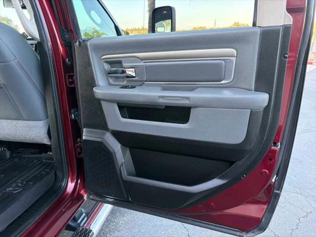 2018 Ram 1500 Big Horn Crew Cab 4x4 5'7" Box