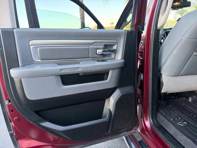2018 Ram 1500 Big Horn Crew Cab 4x4 5'7" Box