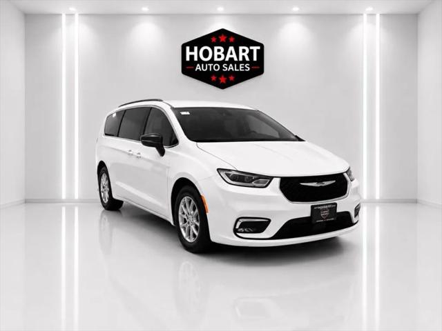 2023 Chrysler Pacifica Touring L for sale in Hobart, IN