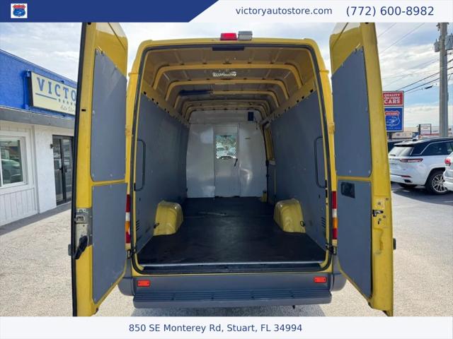 2005 Dodge Sprinter SHC