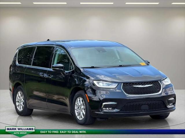 2024 Chrysler Pacifica Touring L for sale in Mt Orab, OH