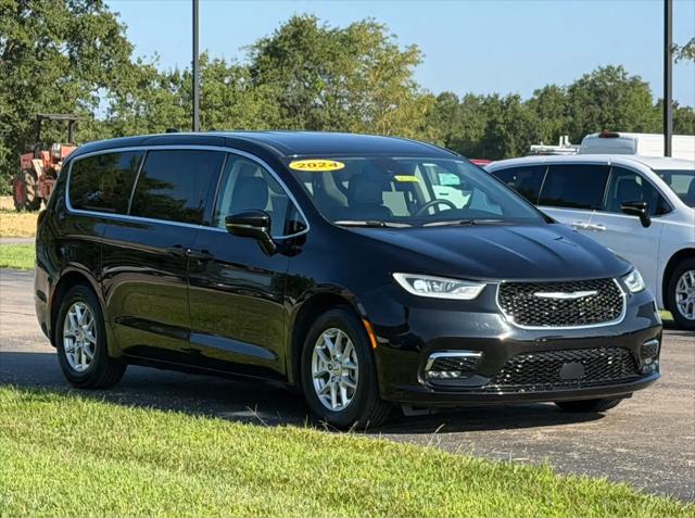 2024 Chrysler Pacifica Touring L for sale in Mt Orab, OH