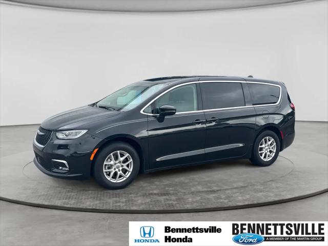 2023 Chrysler Pacifica Touring L for sale in Bennettsville, SC